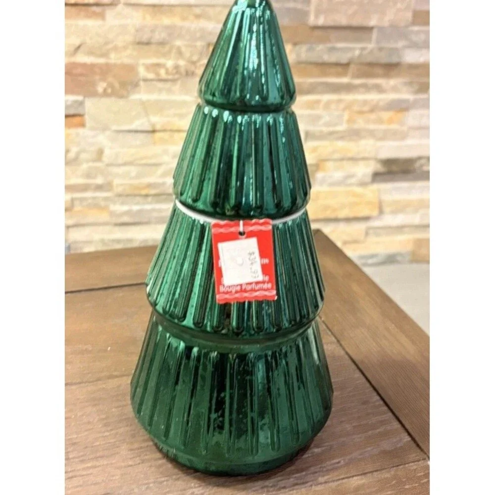 Ashland Christmas Noël Balsam Forest Scented Candle Green Glass 8.5 oz Christmas